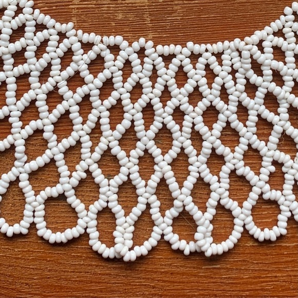 Vintage RBG style beaded Jabot, hand made - Picture 2 of 3